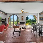 Chateau Fourclins Domaine Privatif 16 Personnes Parc & Bassin Naturel Proche Toulouse Villa *