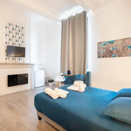 Vila Chateau Fourclins Domaine Privatif 15 Personnes Parc & Bassin Naturel Proche Toulouse Merville (Haute-Garonne)