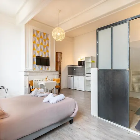Chateau Fourclins Domaine Privatif 16 Personnes Parc & Bassin Naturel Proche Toulouse *