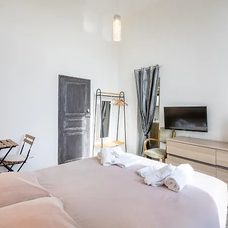 Chateau Fourclins Domaine Privatif 16 Personnes Parc & Bassin Naturel Proche Toulouse * Merville
