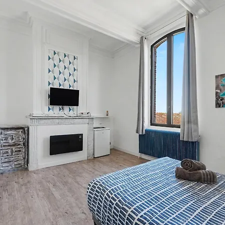 Chateau Fourclins Domaine Privatif 16 Personnes Parc & Bassin Naturel Proche Toulouse Villa *