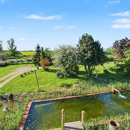 Villa Chateau Fourclins Domaine Privatif 16 Personnes Parc & Bassin Naturel Proche Toulouse