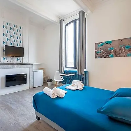 Villa Chateau Fourclins Domaine Privatif 16 Personnes Parc & Bassin Naturel Proche Toulouse