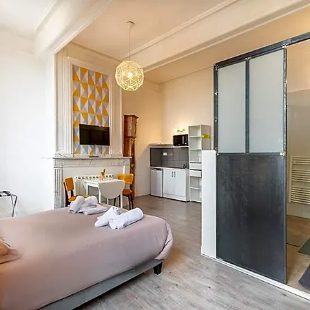Villa Chateau Fourclins Domaine Privatif 16 Personnes Parc & Bassin Naturel Proche Toulouse *