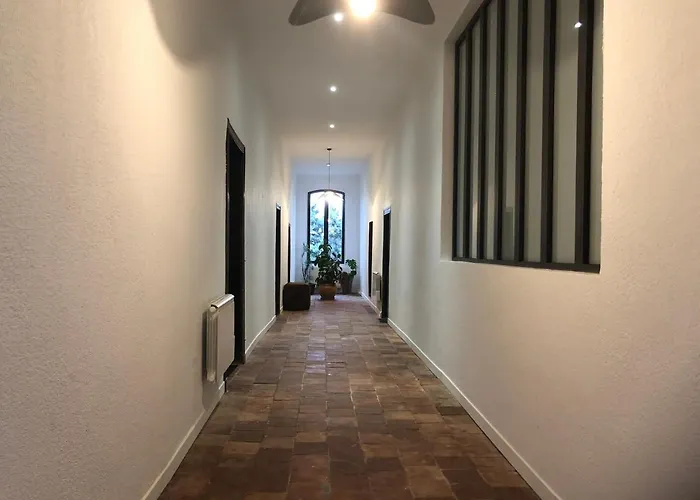 Chateau Fourclins Domaine Privatif 15 Personnes Parc & Bassin Naturel Proche Toulouse Villa Merville (Haute-Garonne)