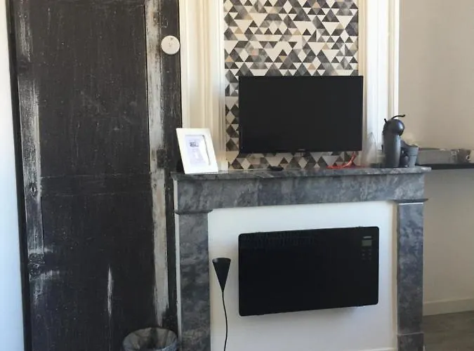 Chateau Fourclins Domaine Privatif 15 Personnes Parc & Bassin Naturel Proche Toulouse * Merville (Haute-Garonne)