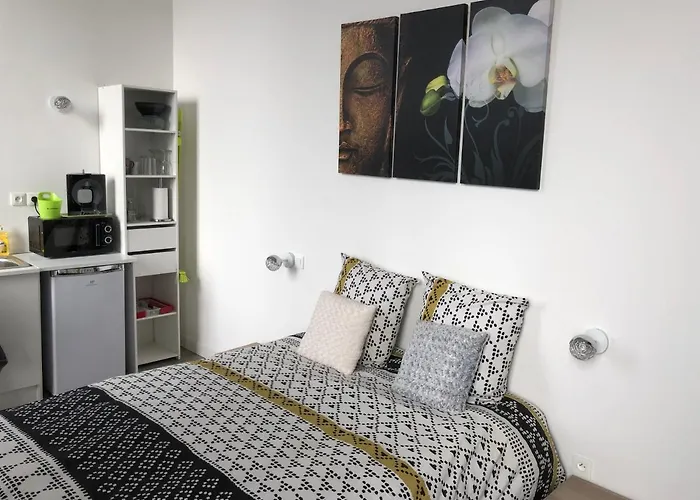 Chateau Fourclins Domaine Privatif 15 Personnes Parc & Bassin Naturel Proche Toulouse