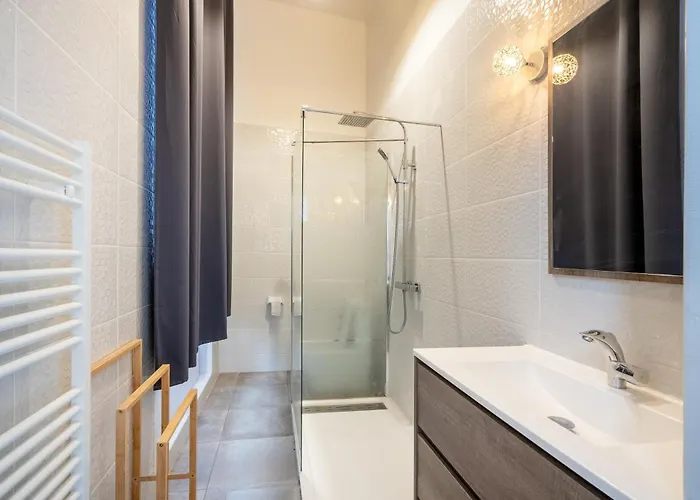 Chateau Fourclins Domaine Privatif 15 Personnes Parc & Bassin Naturel Proche Toulouse * Merville