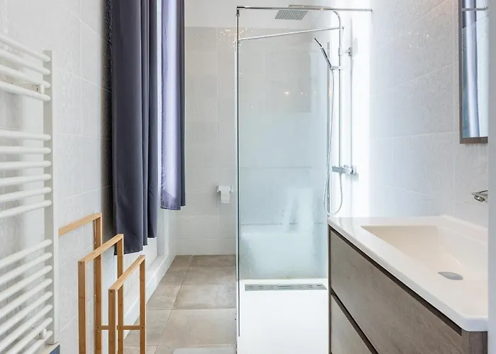 Chateau Fourclins Domaine Privatif 15 Personnes Parc & Bassin Naturel Proche Toulouse * Merville (Haute-Garonne)