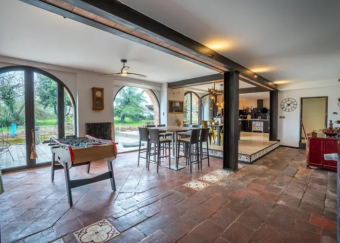 Vila Chateau Fourclins Domaine Privatif 15 Personnes Parc & Bassin Naturel Proche Toulouse Merville (Haute-Garonne)