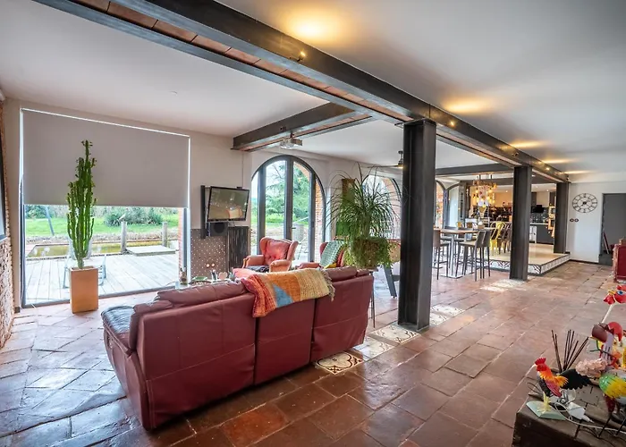 Chateau Fourclins Domaine Privatif 15 Personnes Parc & Bassin Naturel Proche Toulouse Vila Merville (Haute-Garonne)