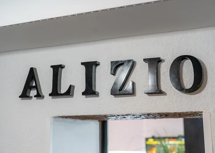 Chateau Fourclins Domaine Privatif 15 Personnes Parc & Bassin Naturel Proche Toulouse * Merville (Haute-Garonne)